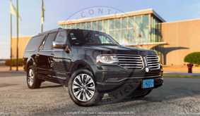Exterior Chicago Lincoln Limo